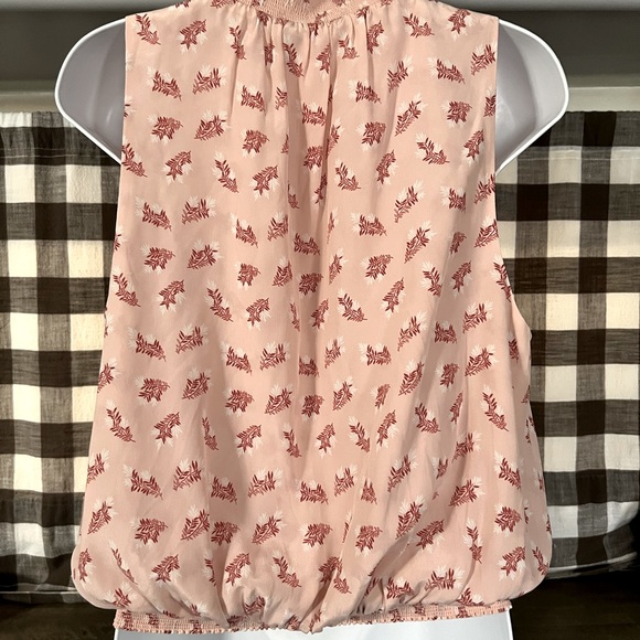 NWT Frame size M Smocked sleeveless top - Picture 2 of 5